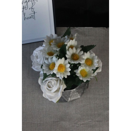 Çiçek Taş Gümüş Gölgeli Saksı Beyaz Güller 3 Adet & Papatyalar 10 Başlıklı Yapaylar