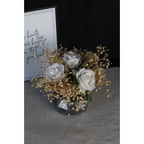Çiçek Taş Gümüş Gölgeli Saksı 3 Adet Beyaz Güller Çipsolarla Çevrili Yapaylar