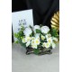 Çiçek Taş Saksı Gold Gölgeli 4 Adet Beyaz Güller & 20 Başlıklı Papatyalar Yapay Yeşilliklerle Sarılı