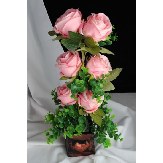 Çiçek Taş Rose Gölgeli  Kalpli Saksı Pembe Güller 6 Adet Yapay Yeşil Çiçeklerle Sarılı