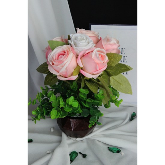 Çiçek Taş Rose Gölgeli Saksı Pembe & Beyaz Güller Yeşilliklerle Sarılı