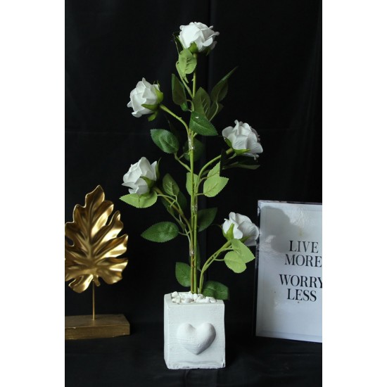 Çiçek Taş Saksı Kalpli Beyaz Yapay Güller 5 Adet