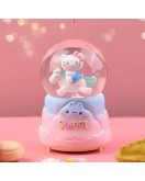 Hello Kitty İçi Dönmeli Püskürtmeli Işıklı Müzikli Kar Küresi Büyük Boy Alk3036